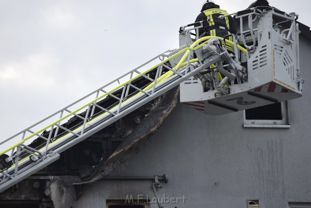 Feuer 2 Y Koeln Suerth Elisabeth Selbertstr P067.JPG - Miklos Laubert